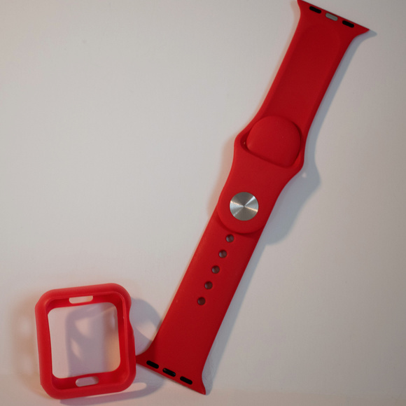 Accessories - Apple Watch Red Silicone 38MM Band and Case